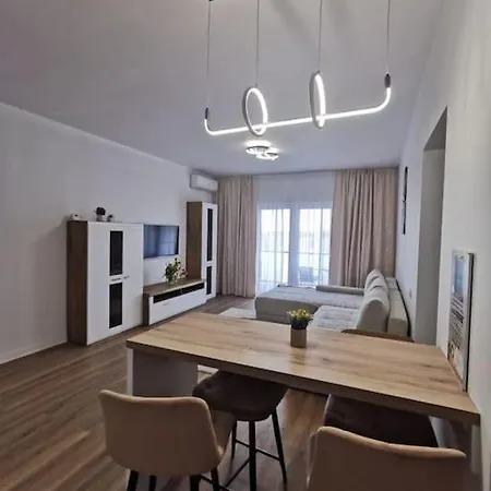 Cu Doua De Lux * Timisoara