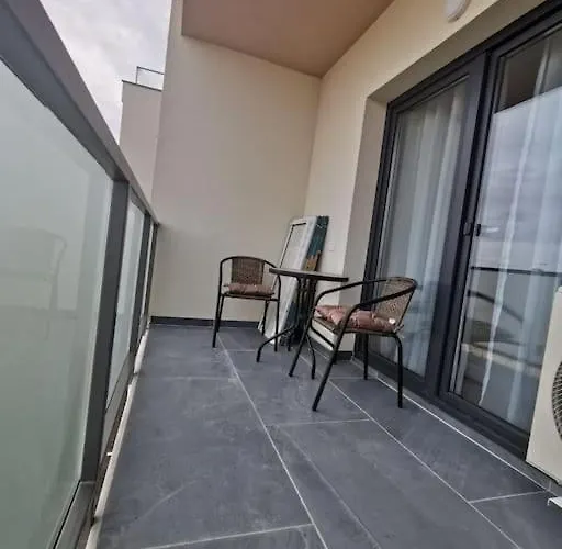 Apartmán Cu Doua De Lux *